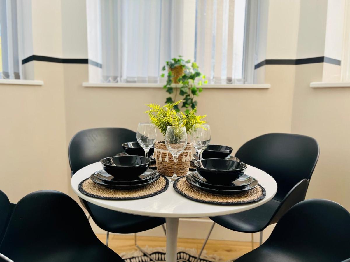 Apartamento Bright And Spacious 2 Bed Apt - Sleeps Up To 6
